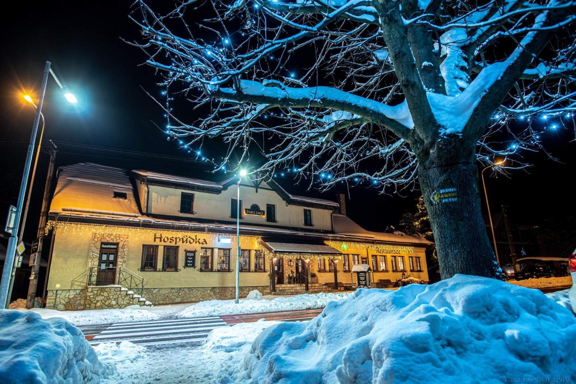 Penzion A Restaurace Stare Casy Hotel Horní Bečva Exterior foto